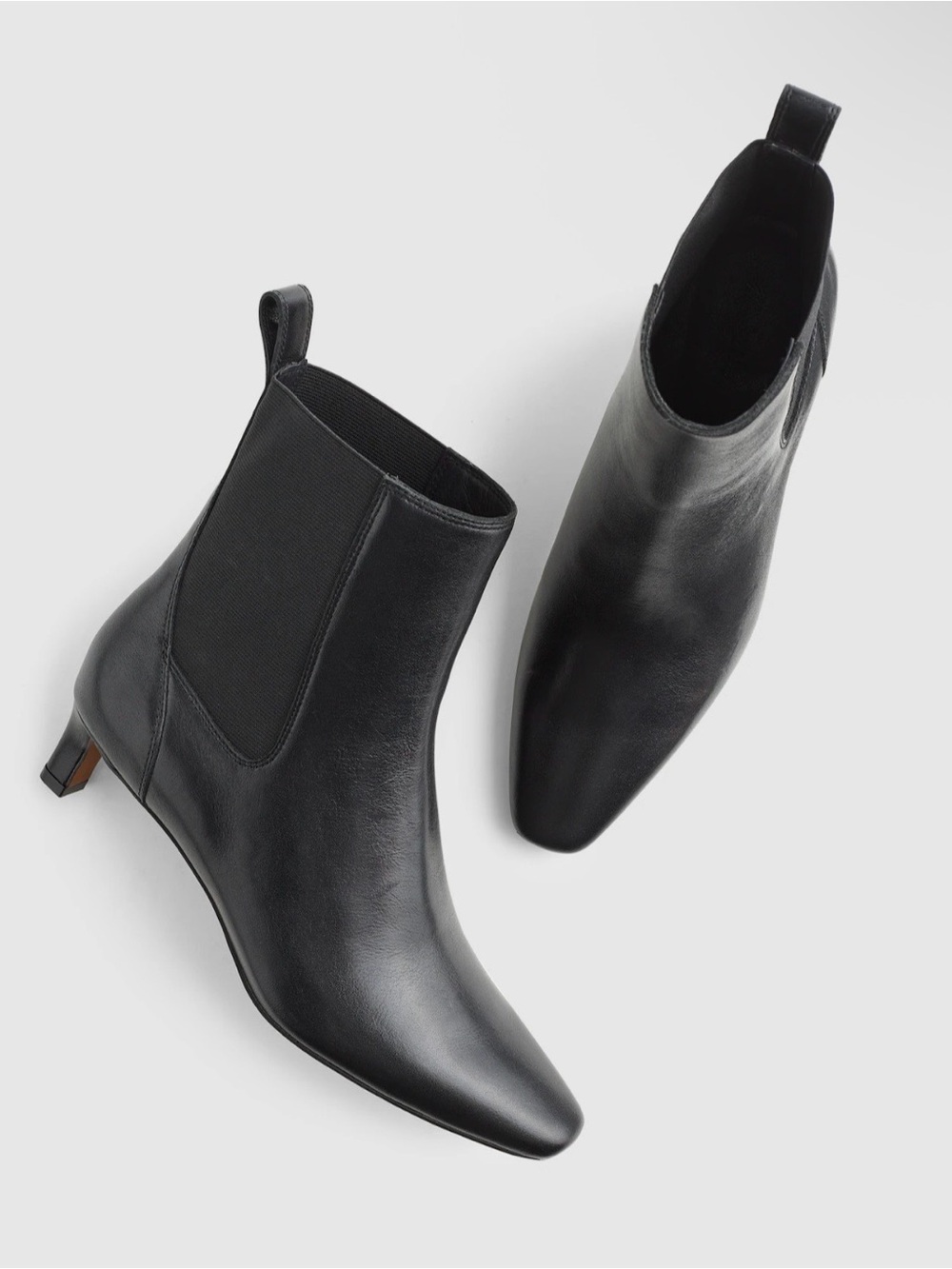 Madewell Black Leather Pointed-Toe Chelsea Ankle Boots